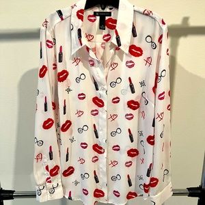 Lipstick and Kisses Top